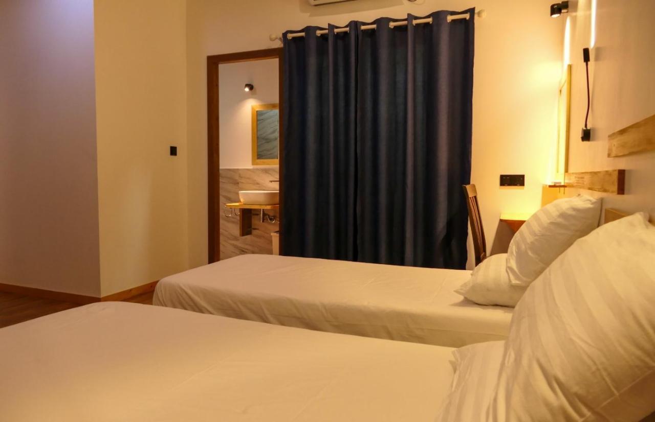 Ayira Maldives Hotell Feridhoo Eksteriør bilde